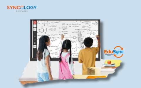 EduSync LMS: نظام إدارة التعلم الذكي للمدارس 8 طلاب يستخدمون السبورة الذكية عبر نظام إدارة التعلم EduSync.